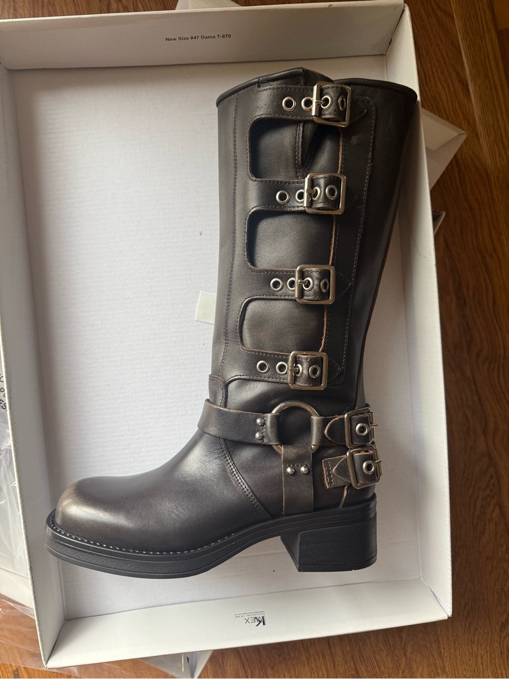NWT Steve Madden Rocky Boot